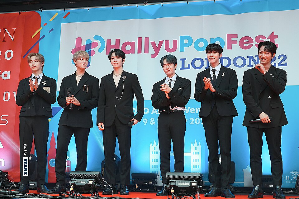 Artist · ONEUS